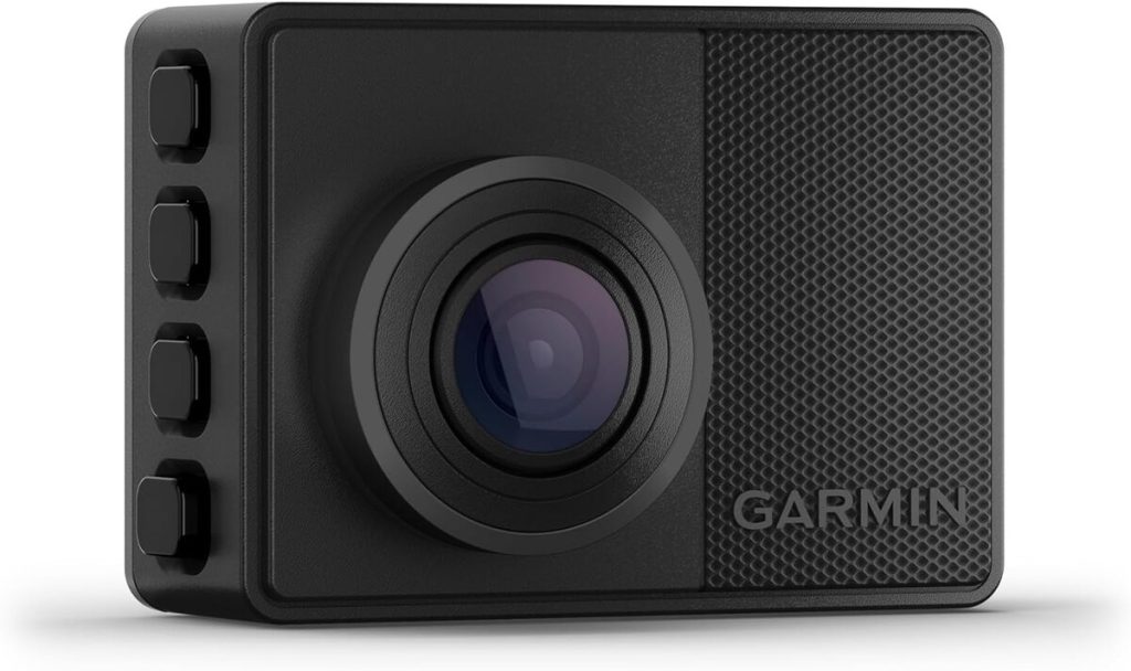 Test de la Garmin Dash Cam 67W : sécurité et performance en HD