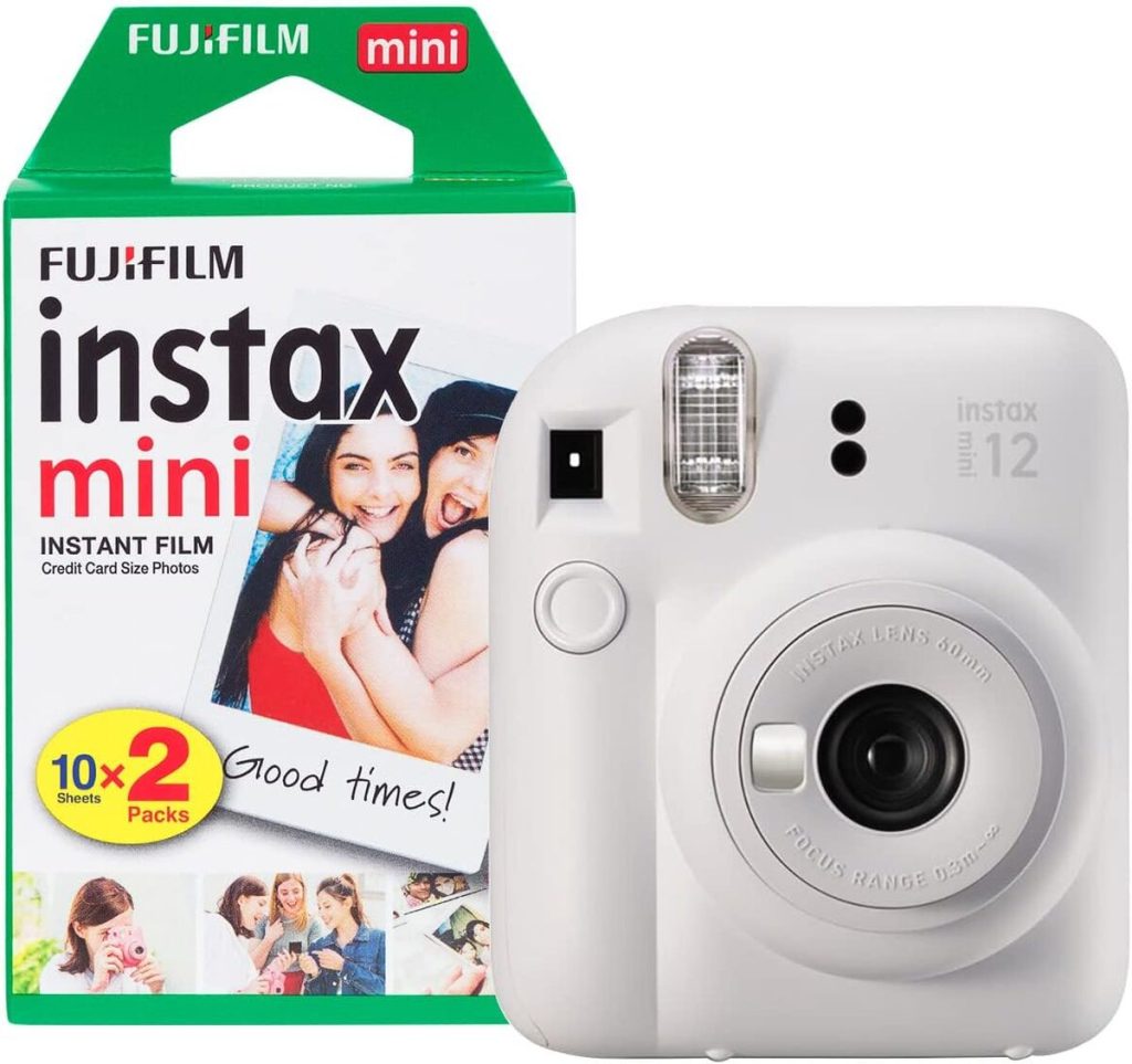 Test Fujifilm Instax Mini 12 : appareil photo instantané et pack 20 pellicules