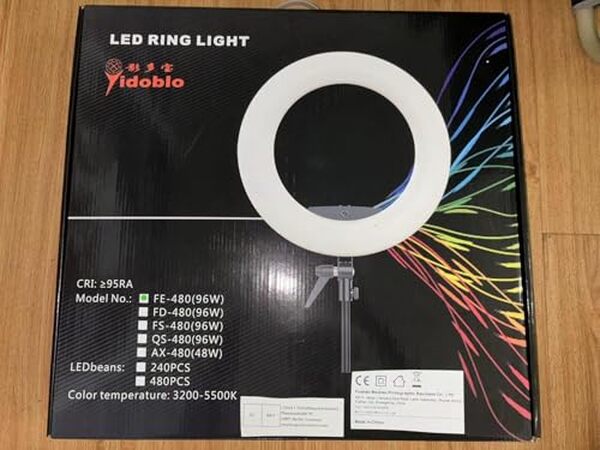 Découvrez notre test du kit anneau lumineux Yidoblo 22 pouces 100W pour un éclairage parfait pour vos selfies et vidéos. Améliorez votre contenu avec un éclairage professionnel