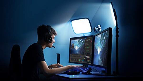 Découvrez notre test détaillé de l'Elgato Key Light 2 800 lumens : performances, qualité lumineuse et efficacité pour streaming et visioconférence. 